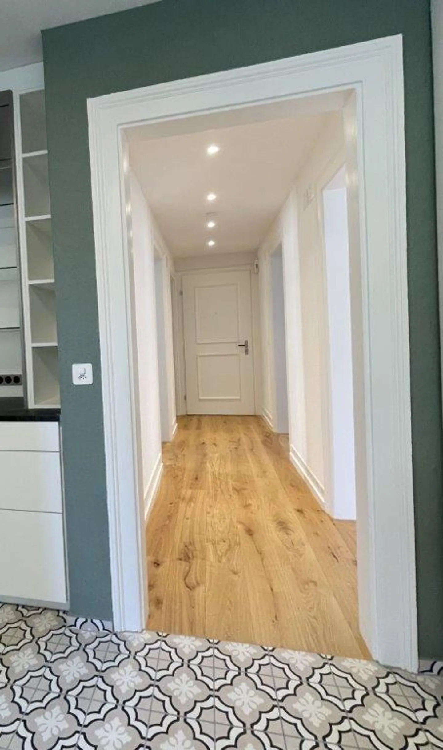 Appartamento 4 locali elegantemente ristrutturato - Foto 1 di 23