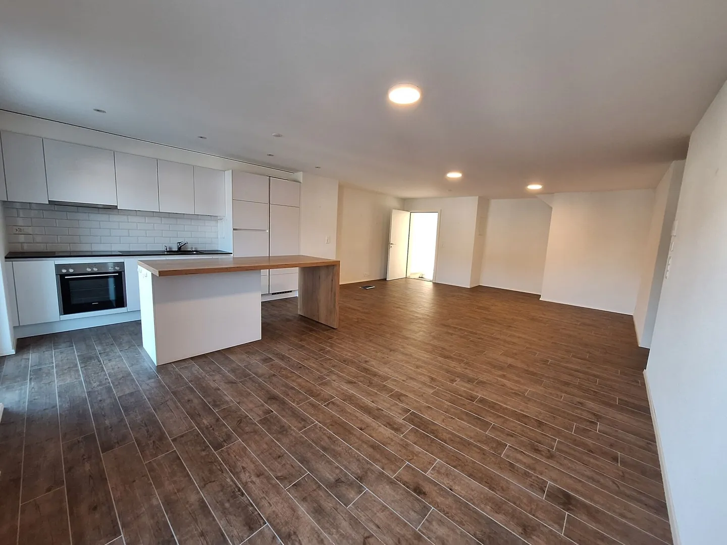 Renovated! 3.5-room apartment with balcony - Photo 6 of 9