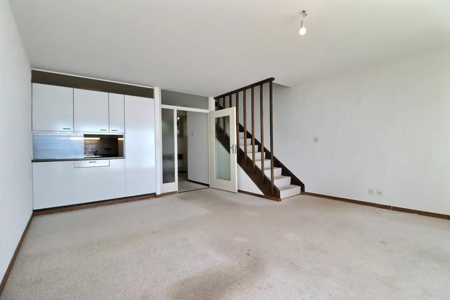 Duplex de 3,5 pièces + bureau avec un grand potentiel et une vue imprenable - Photo 6 sur 21