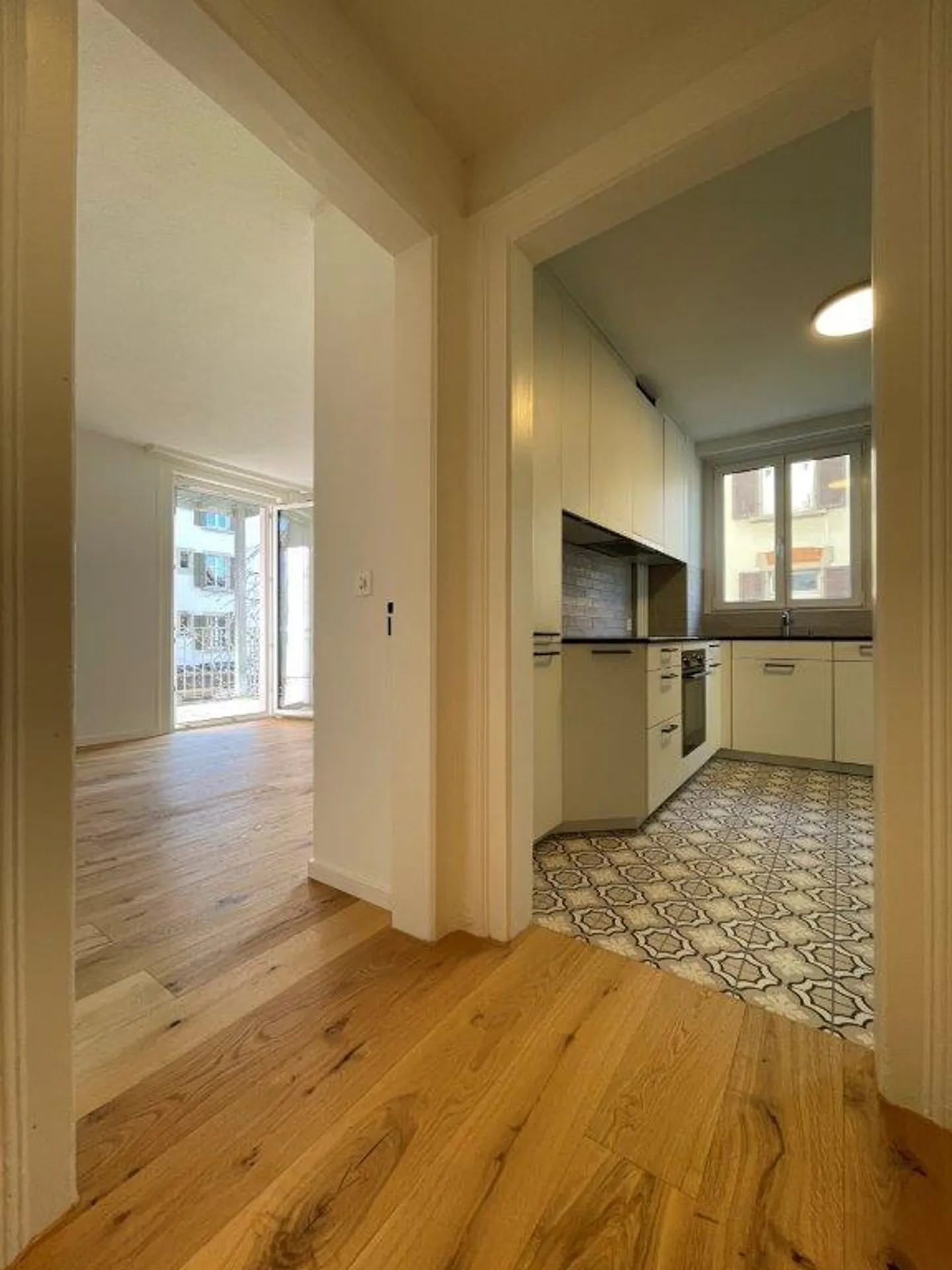 Appartamento 4 locali elegantemente ristrutturato - Foto 13 di 23