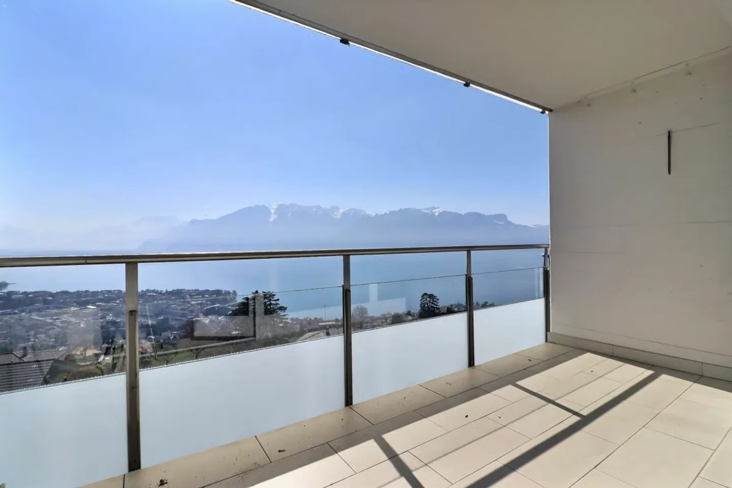 Duplex de 3,5 pièces + bureau avec un grand potentiel et une vue imprenable - Photo 21 sur 21