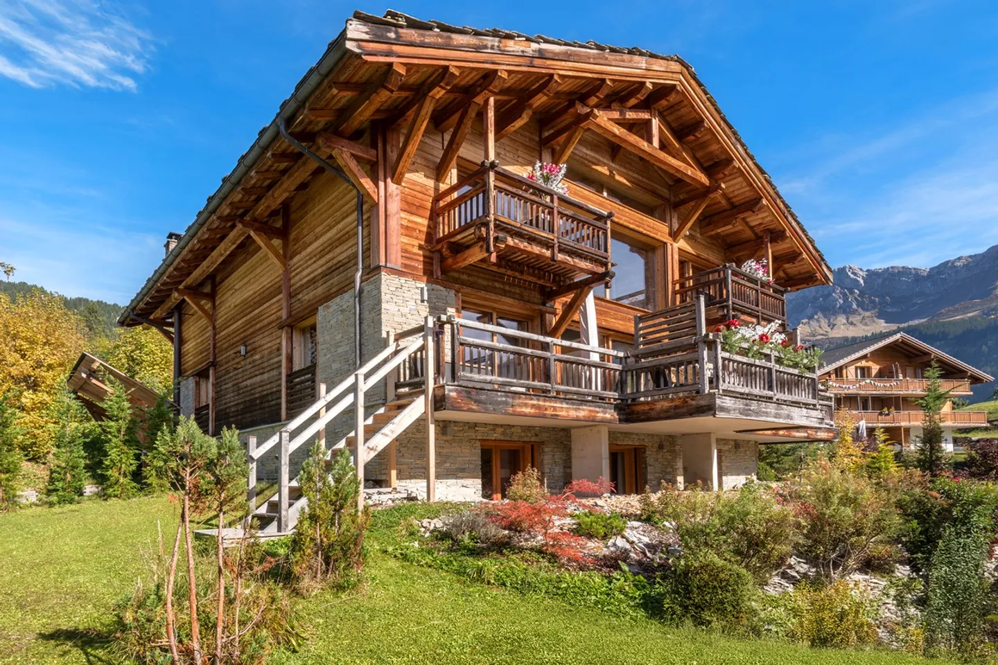 Un chalet Bayrou in vendita nella regione di Villars-sur-Ollon - L'arte del cons - Foto 2 di 10