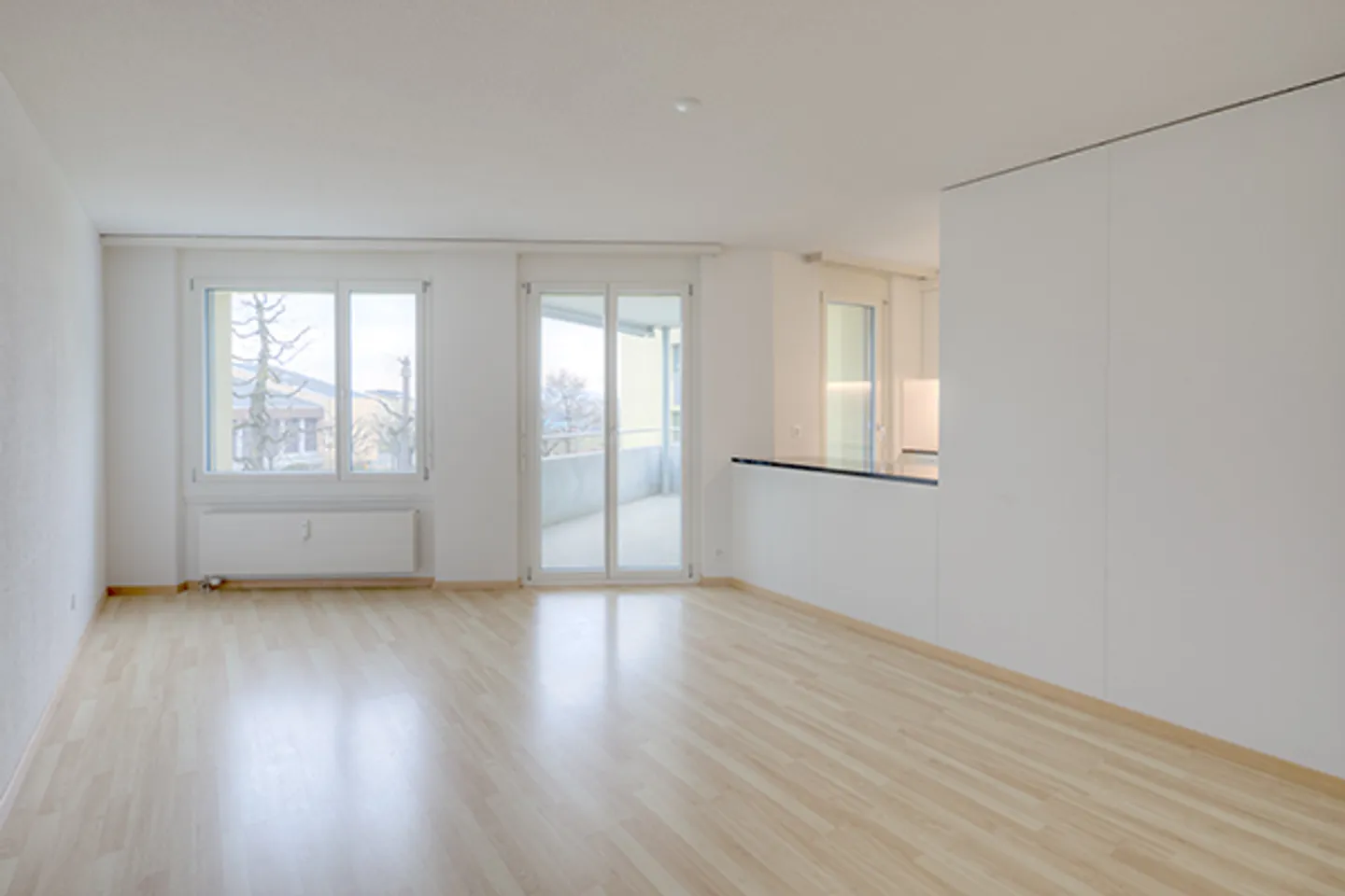 Charmante 4.5 Zimmer Wohnung - Foto 2 von 8