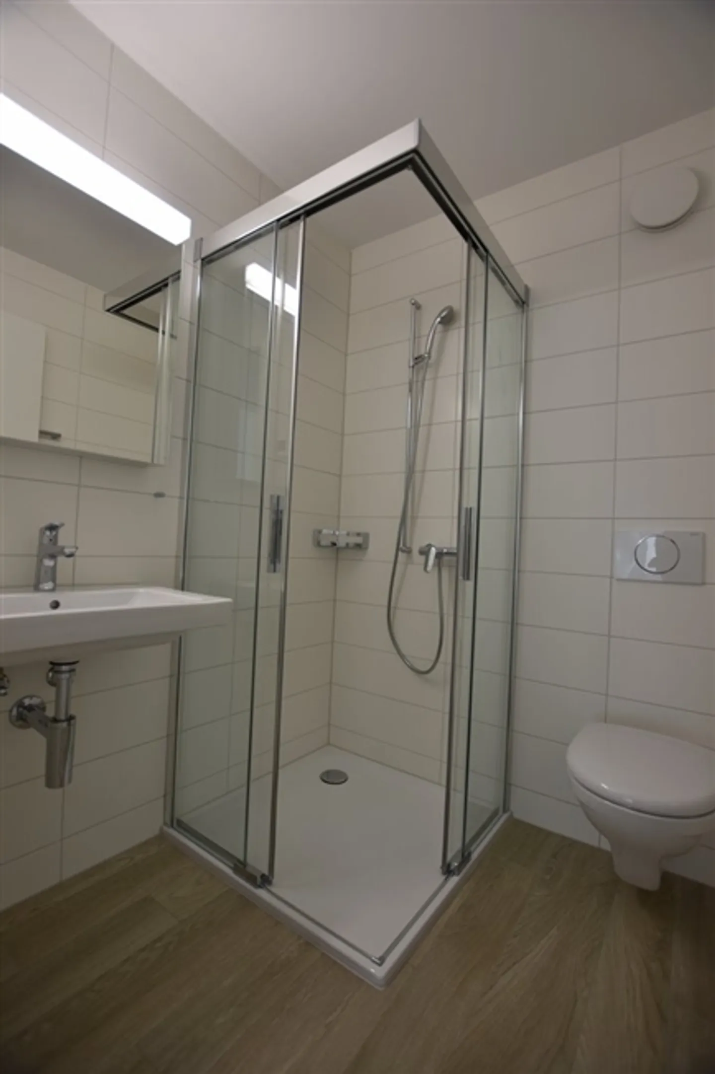 Appartement de 3,5 pièces au rez-de-chaussée avec espace jardin - Photo 6 sur 11