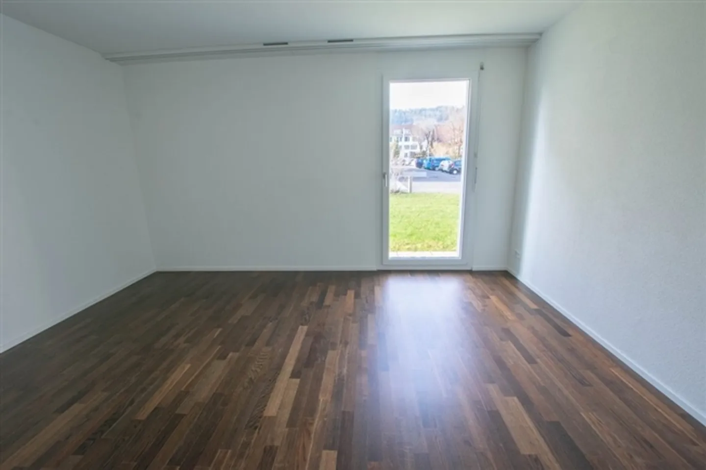 Appartement de 3,5 pièces au rez-de-chaussée avec espace jardin - Photo 7 sur 11
