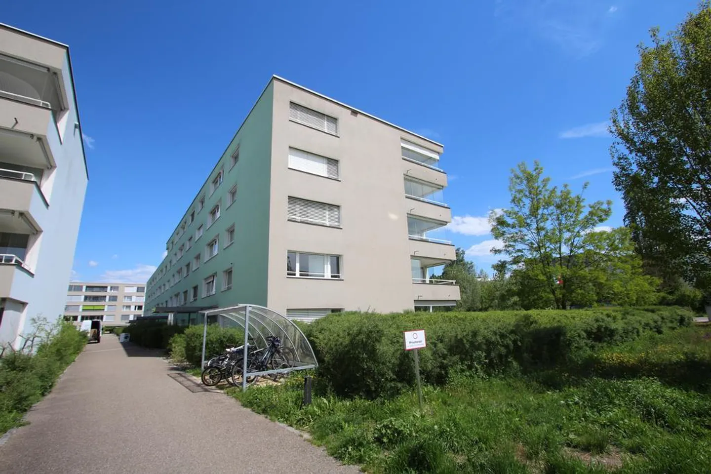 Ampio appartamento al Römergarten a Kaiseraugst di 4.5 locali - Foto 1 di 10