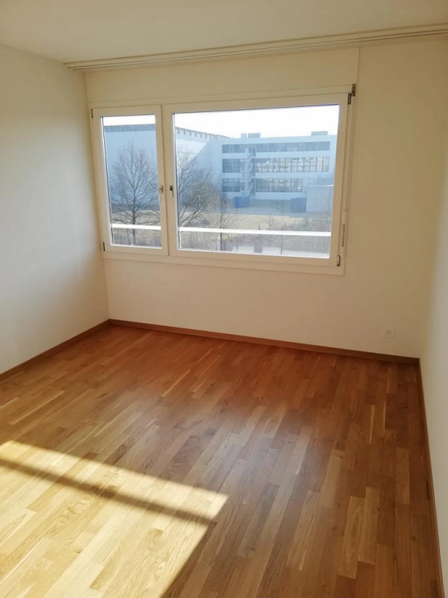 Ampio appartamento al Römergarten a Kaiseraugst di 4.5 locali - Foto 5 di 10