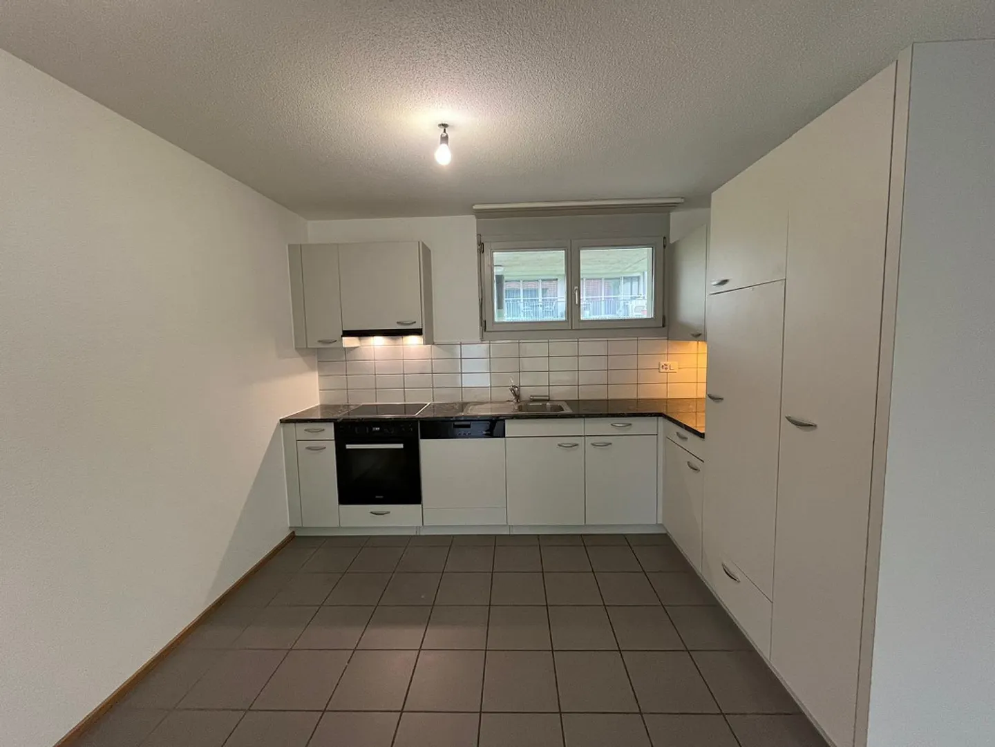 Helle 2.5-Zimmerwohnung - Foto 2 von 4