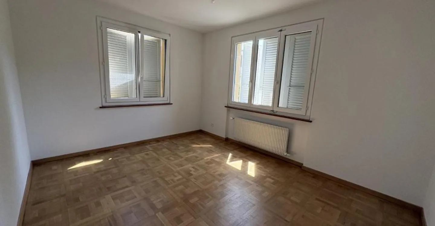 Fully renovated 3-room apartment - Photo 5 of 8