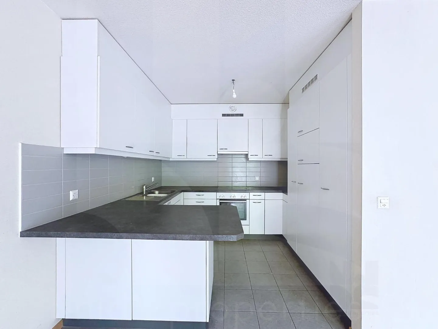 Appartamento 5 locali - Foto 3 di 3