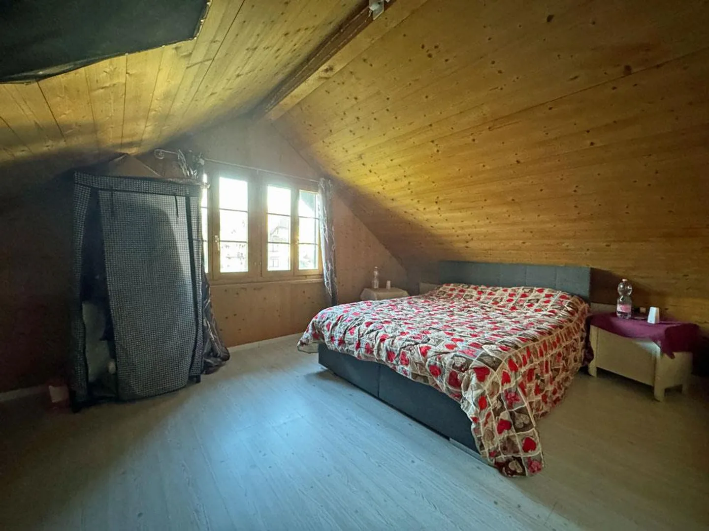 Maison de 4 pièces avec espace jardin dans un quartier résidentiel calme - Photo 5 sur 8