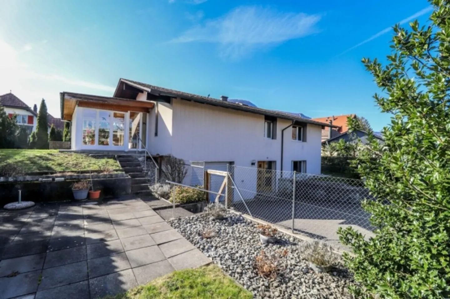 Geräumiges Einfamilienhaus mit Wintergarten - Foto 1 von 1