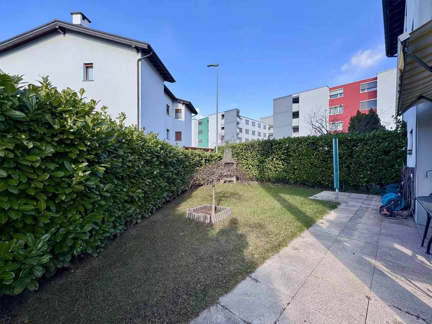 Charmante maison individuelle de 5,5 pièces avec jardin ensoleillé à Morbio Inferiore - Photo 10 sur 11