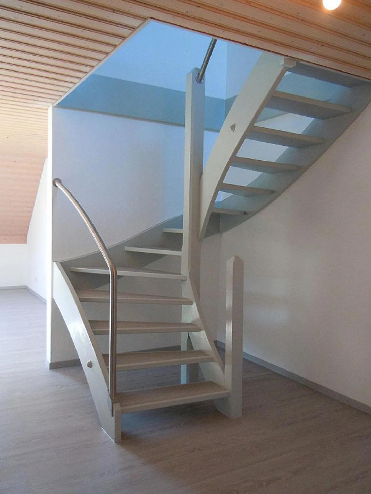 Geräumige Wohnung mit großer Terrasse - Foto 10 von 14