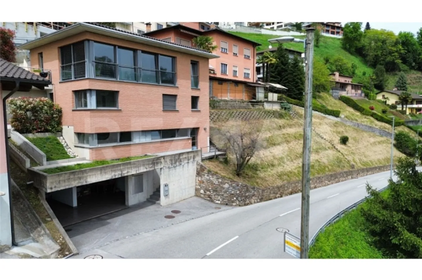 Charmante Maison Individuelle - Photo 1 sur 13