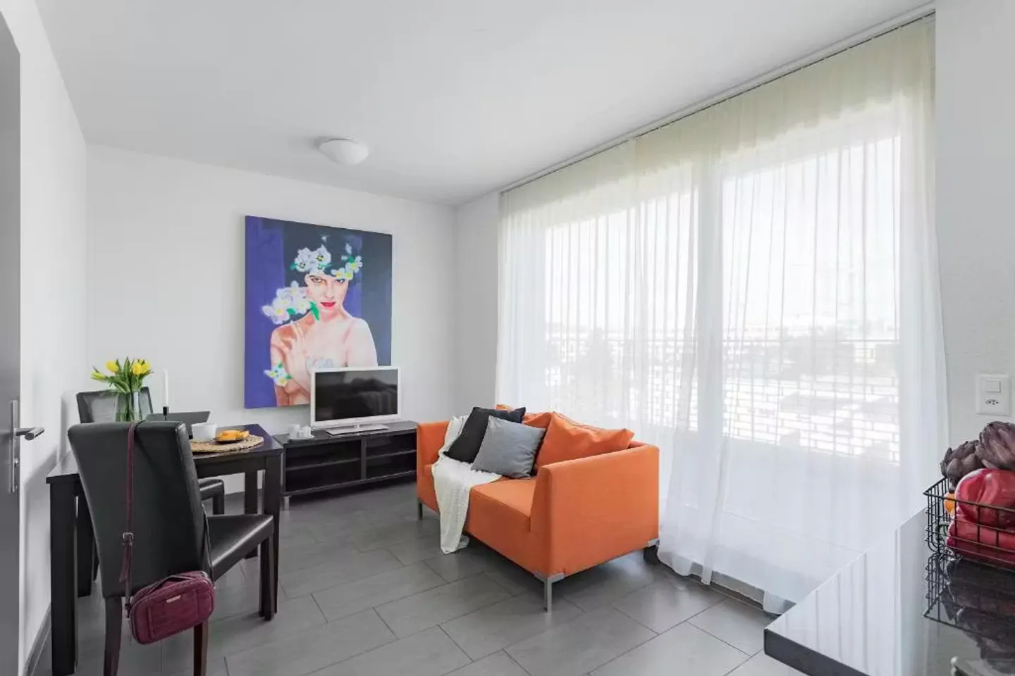 Apartment for rent - Photo 3 of 5