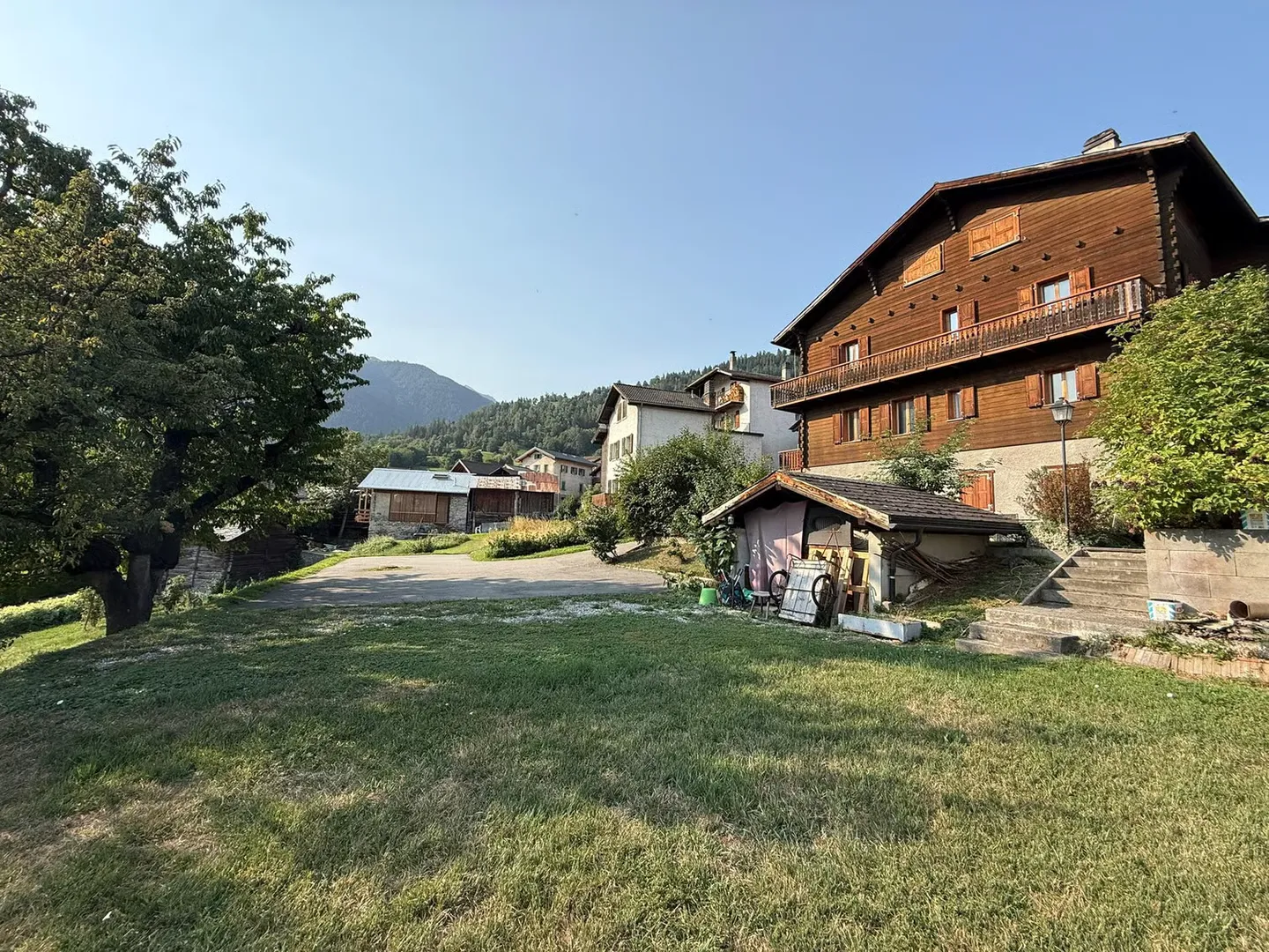 2 Immeubles d'habitation - Projet idéal pour investisseur/promoteur - Foto 2 di 11