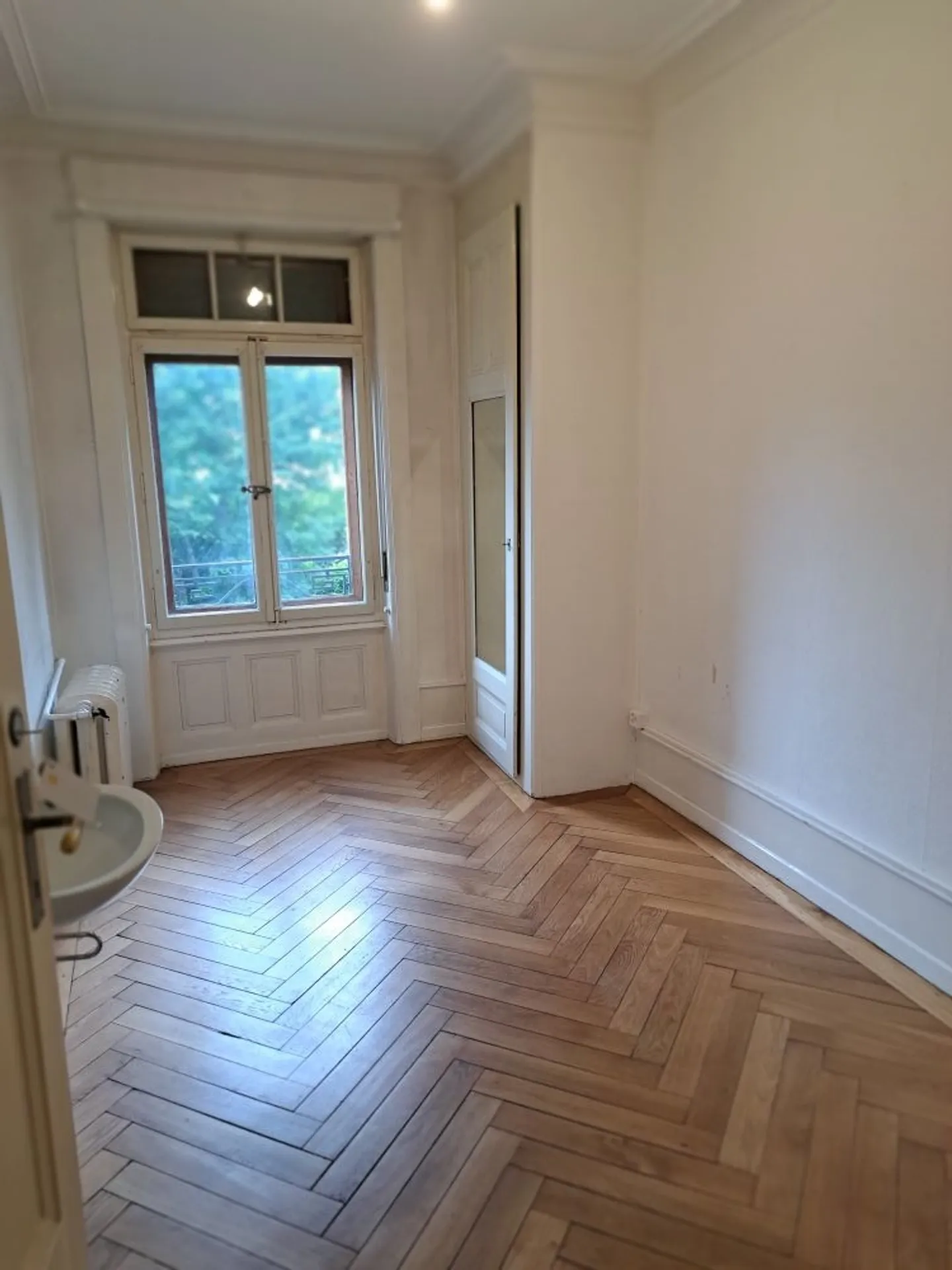 Room 1 piece - Photo 2 of 2
