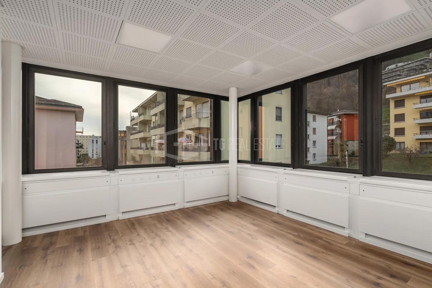 Ufficio moderno con 7 stanze a Molino Nuovo - Foto 4 di 13