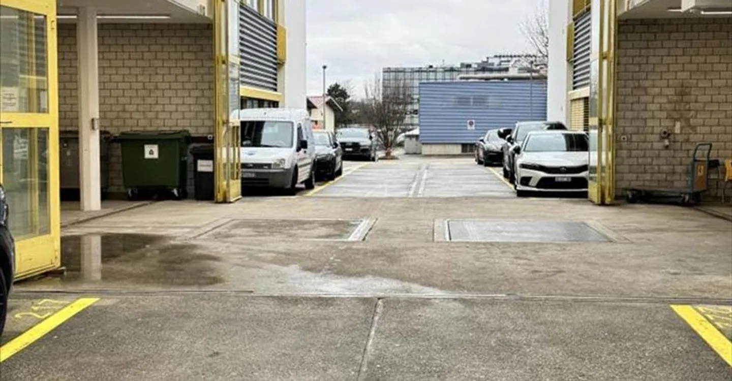 Mischgenutztes Gebäude mieten - Foto 7 von 8