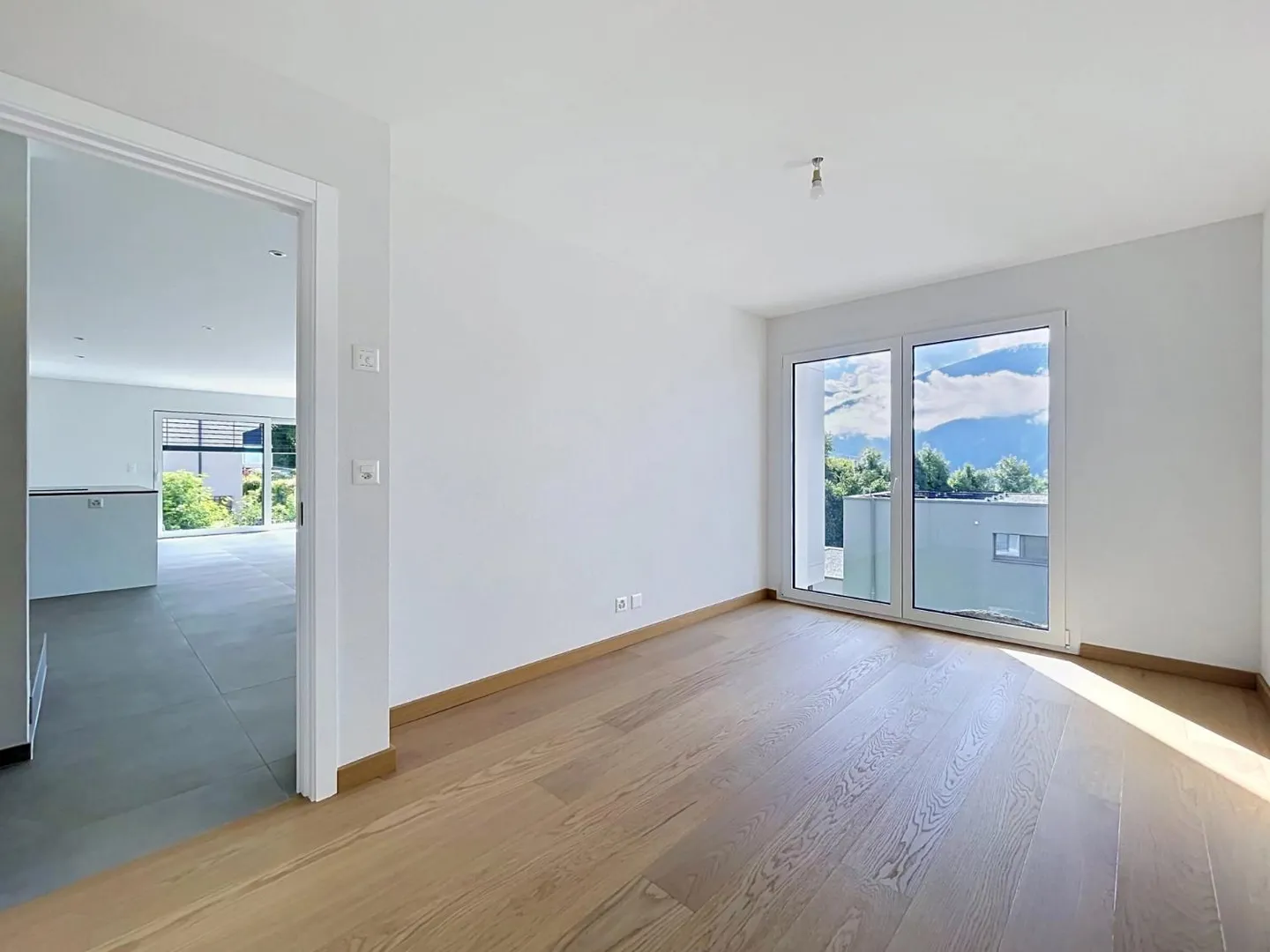 Unobstructed view, absolute comfort - Photo 4 of 13