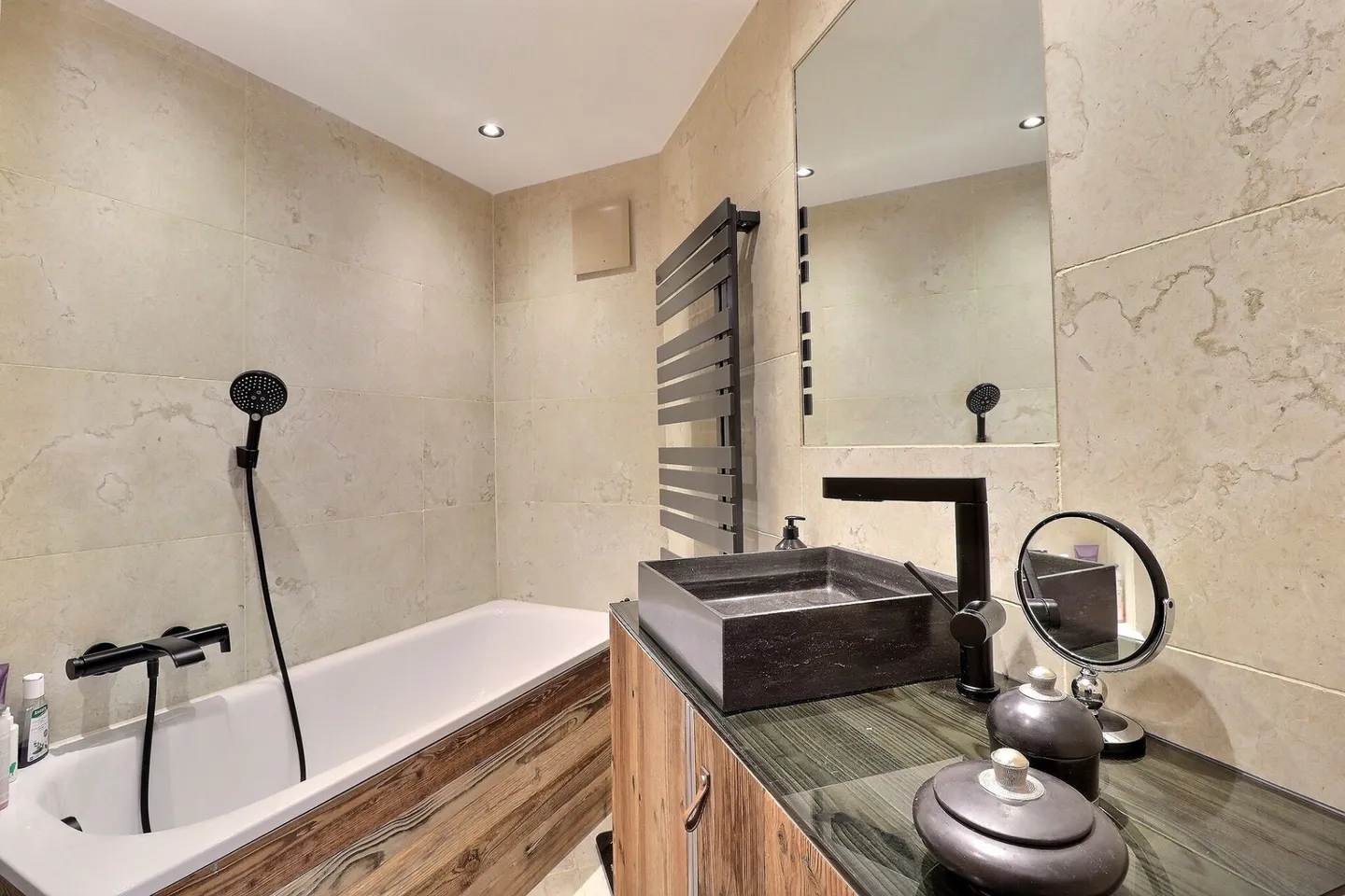 Daphné B01 - Foto 3 di 16