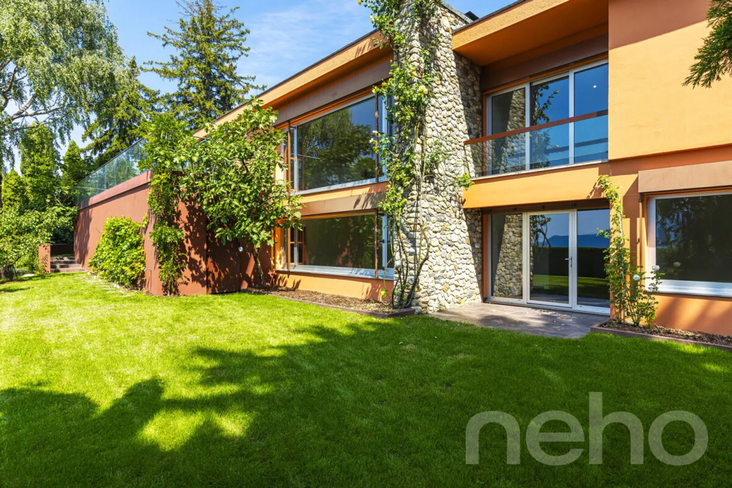 Luxusvilla mit 180-Grad-Panoramablick auf den Genfersee - Foto 3 von 12