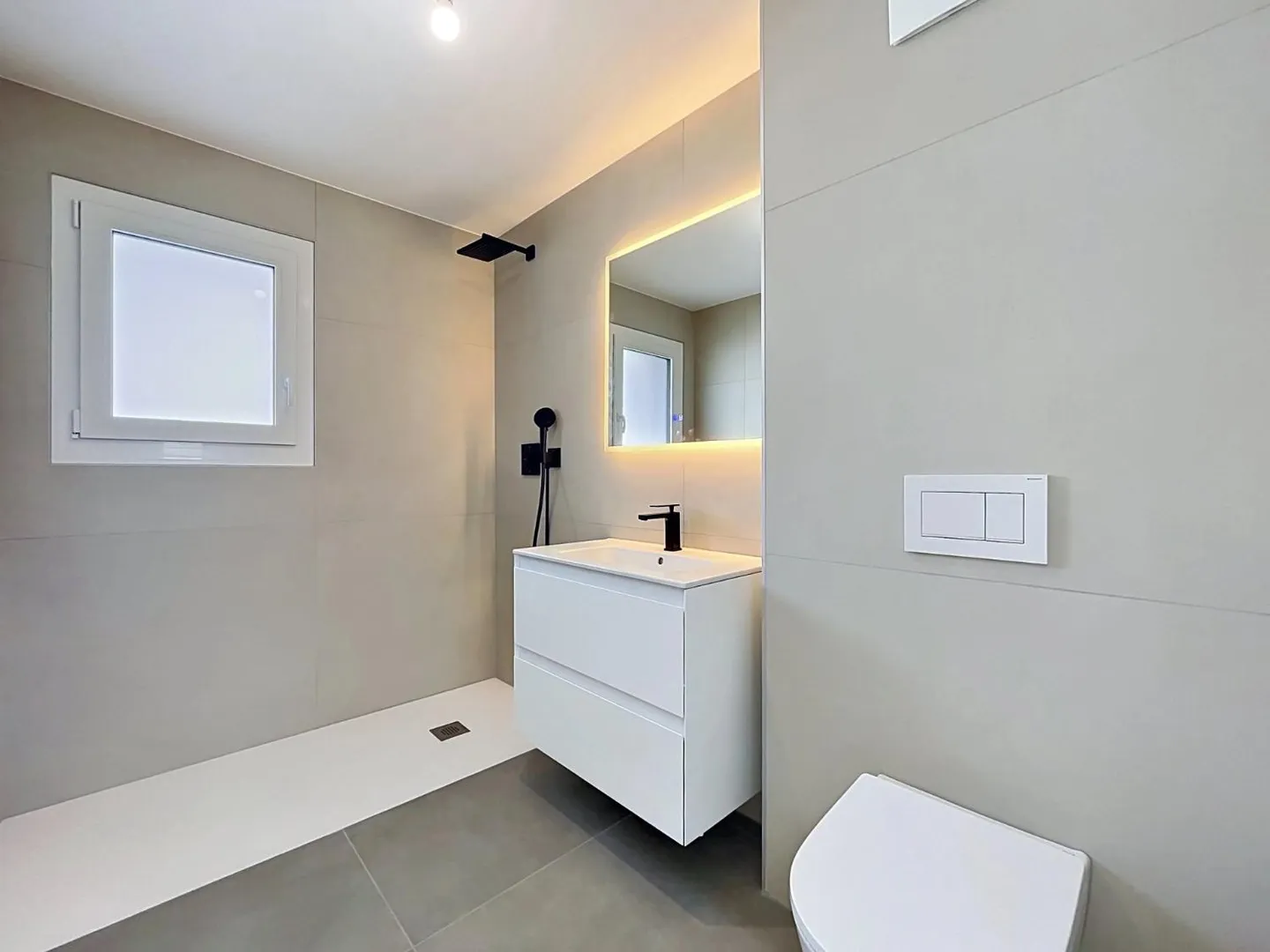 Unobstructed view, absolute comfort - Photo 11 of 13