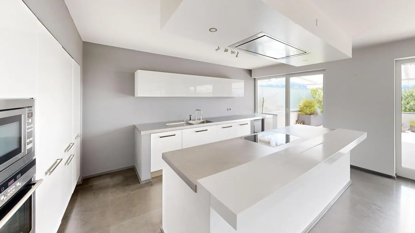 4.5-room apartment with terrace and panoramic view of the lake - Photo 9 of 24