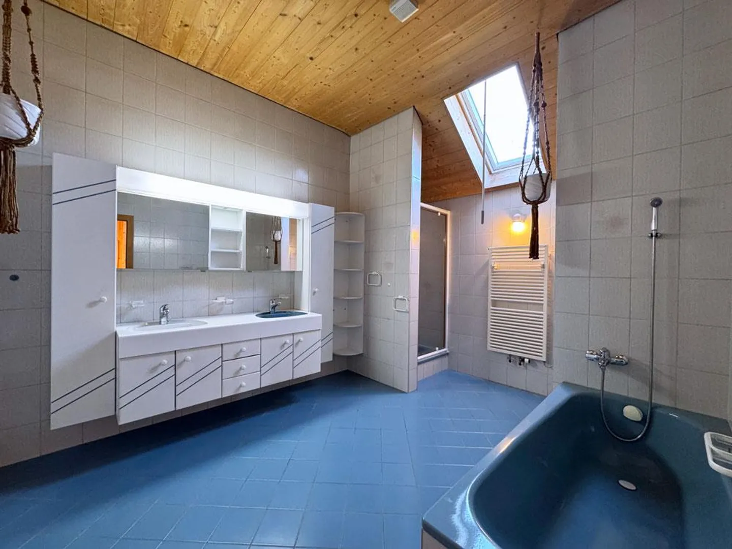 Casa a schiera di 6,5 stanze con galleria, giardino d'inverno e area esterna - Foto 8 di 10