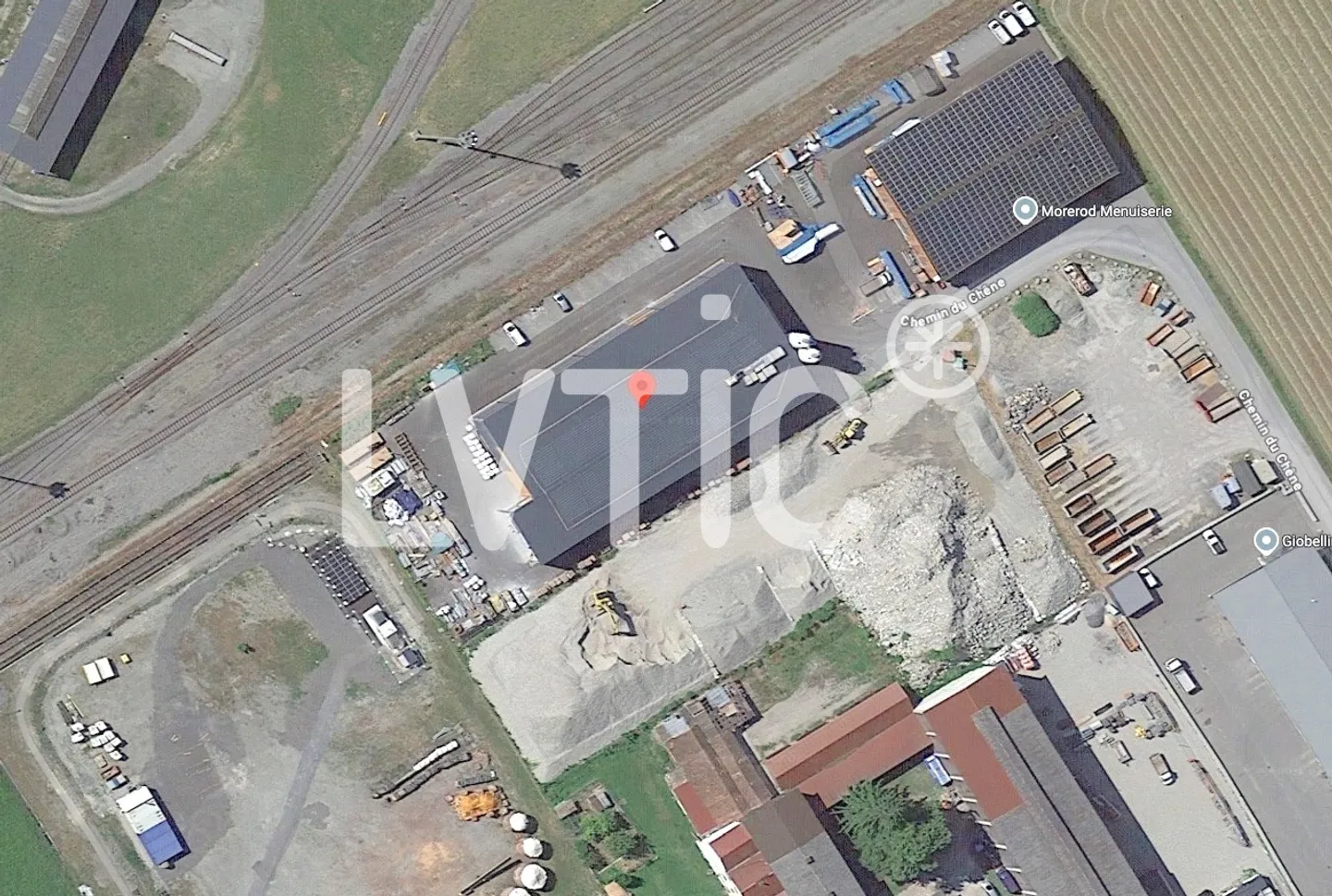 Capannone industriale di 2300 m2 su un lotto di 4380 m2 in vendita ad Aigle - Foto 5 di 15