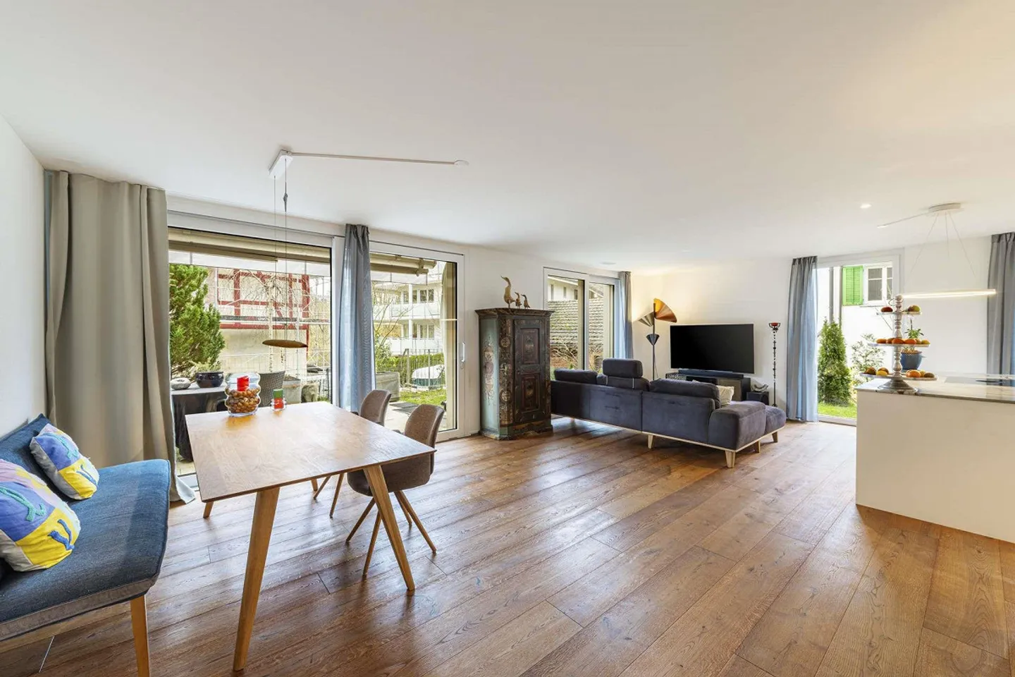 Appartamento moderno con giardino vicino al lago - Foto 2 di 10