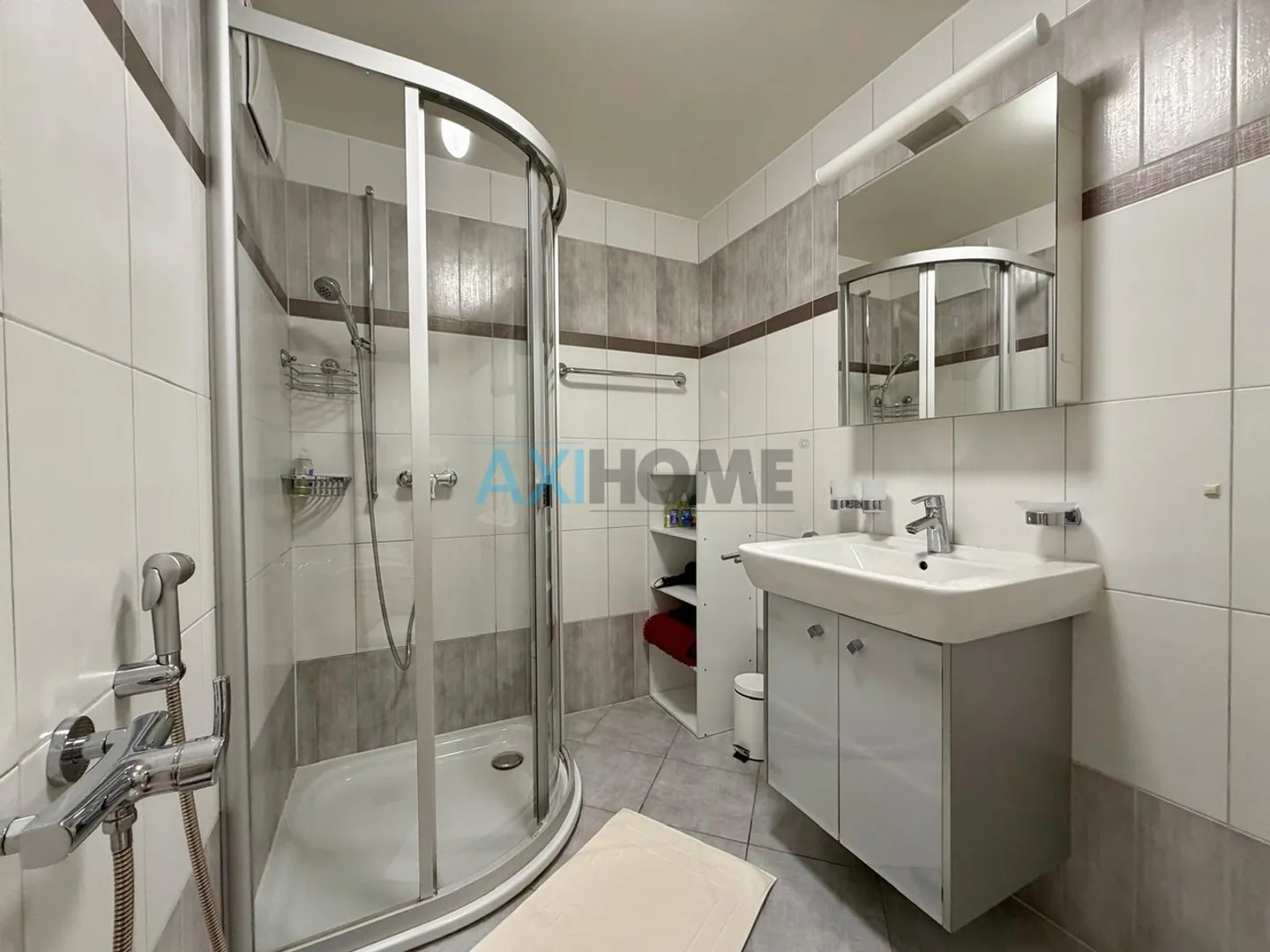 Exclusively! Sublime 4.5 rooms facing the Montreux landing stage - Photo 21 of 27