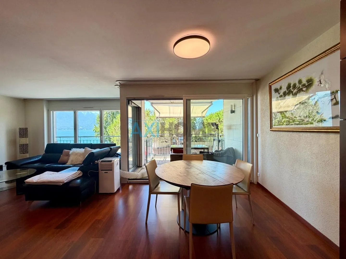 Exclusively! Sublime 4.5 rooms facing the Montreux landing stage - Photo 24 of 27