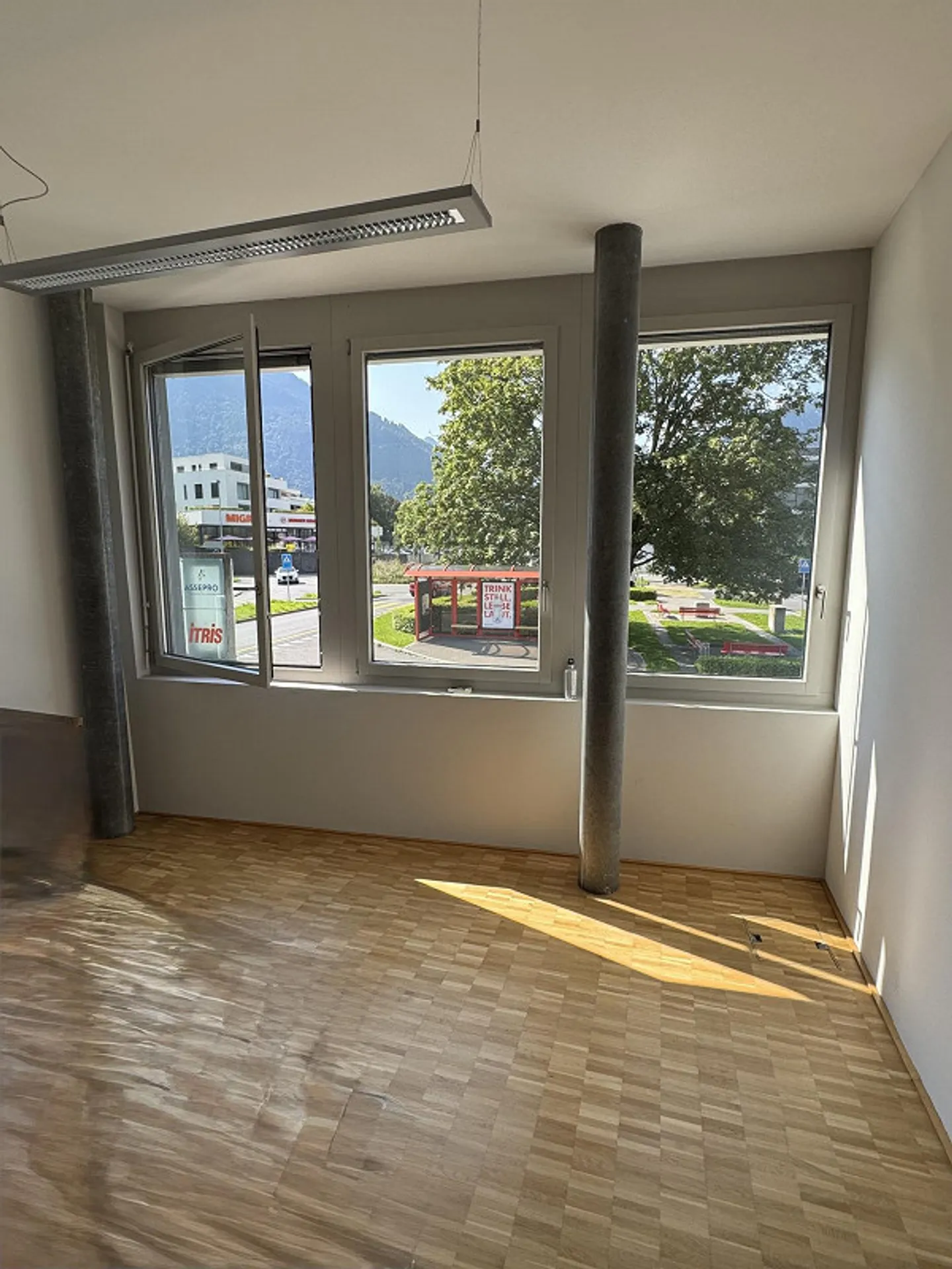 Spazi per uffici attraenti - Foto 7 di 17