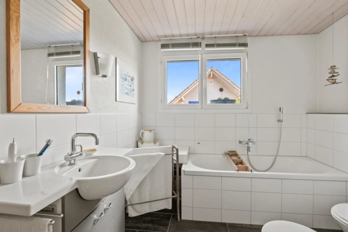 «Ihr Rückzugsort in Grafenried 5½ Zi. Doppeleinfamilienhaus» - Foto 10 von 13