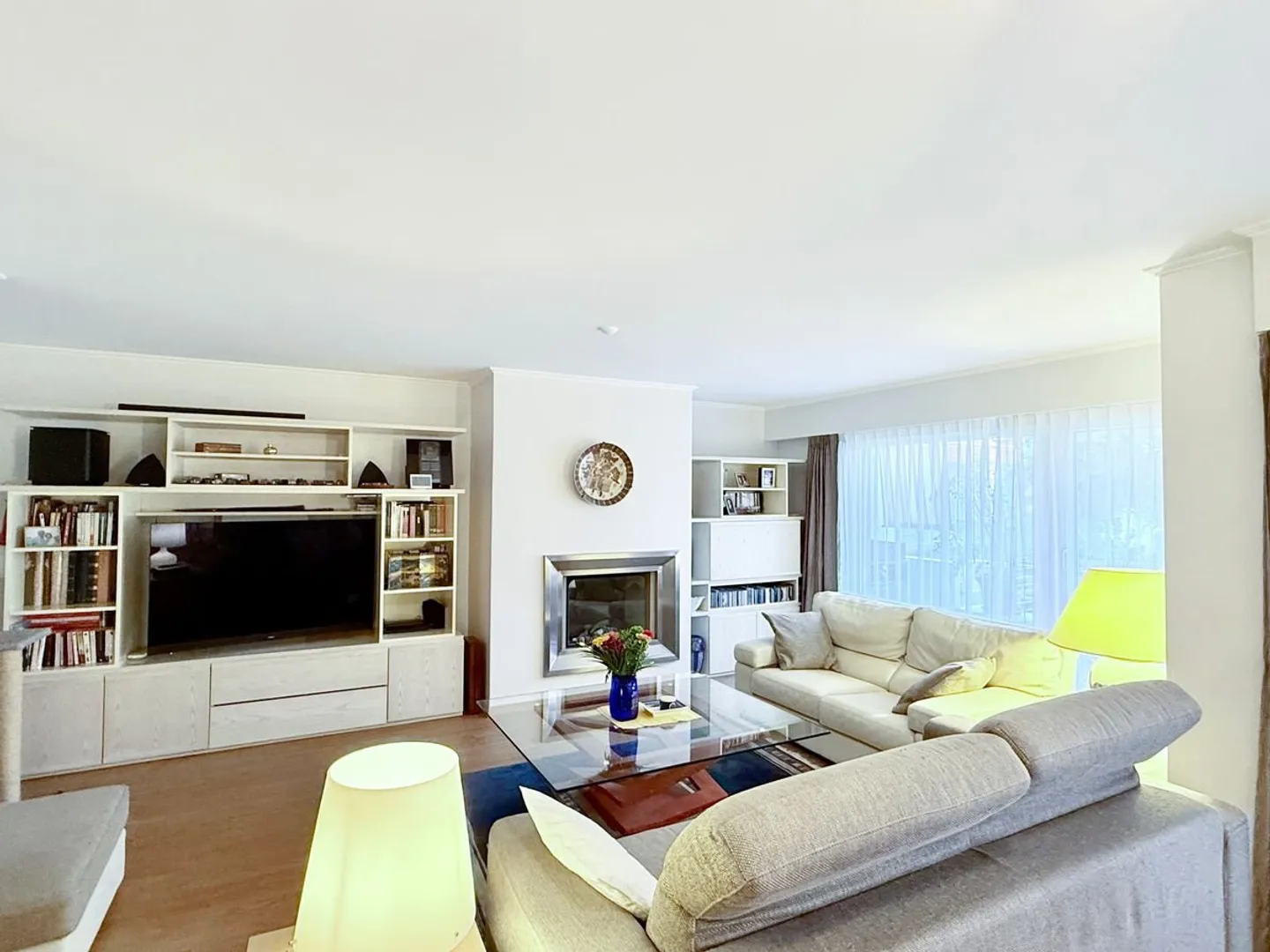 Appartement charmant dans un environnement vert et paisible - Photo 2 sur 6