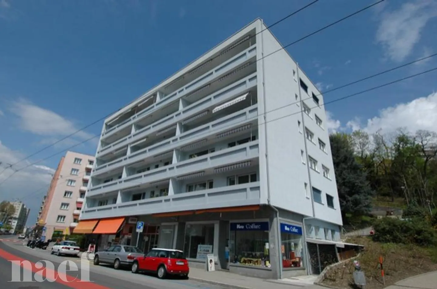 Bell'appartamento di 6,5 locali con vista sul lago nel quartiere di Pierrefleur - Foto 1 di 13