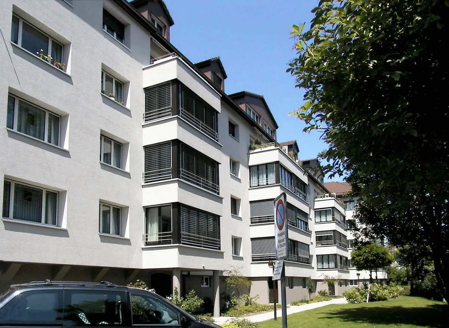 Central 1.5-room apartment on the ground floor - Photo 1 of 5