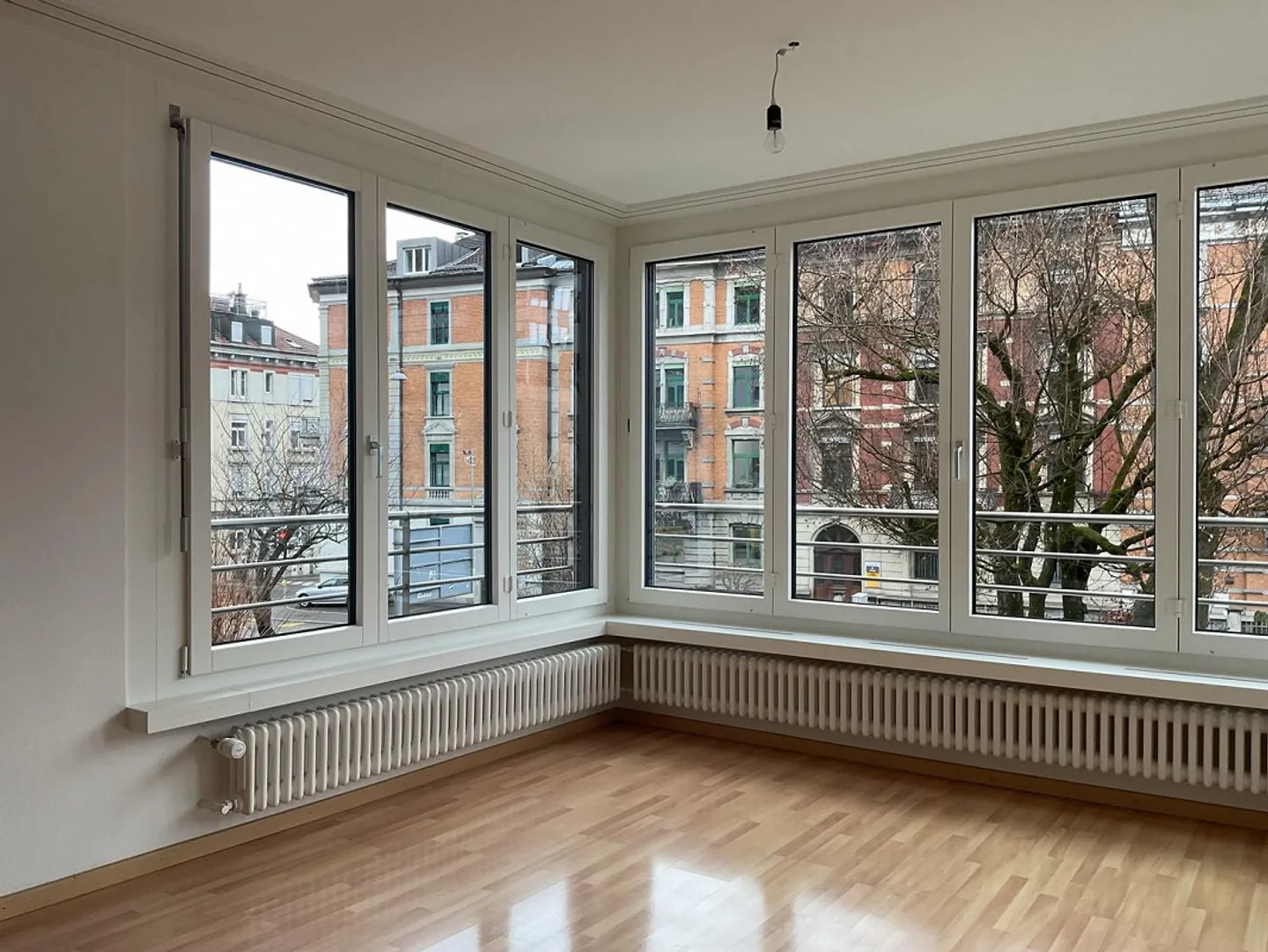 Central 1.5-room apartment on the ground floor - Photo 3 of 5