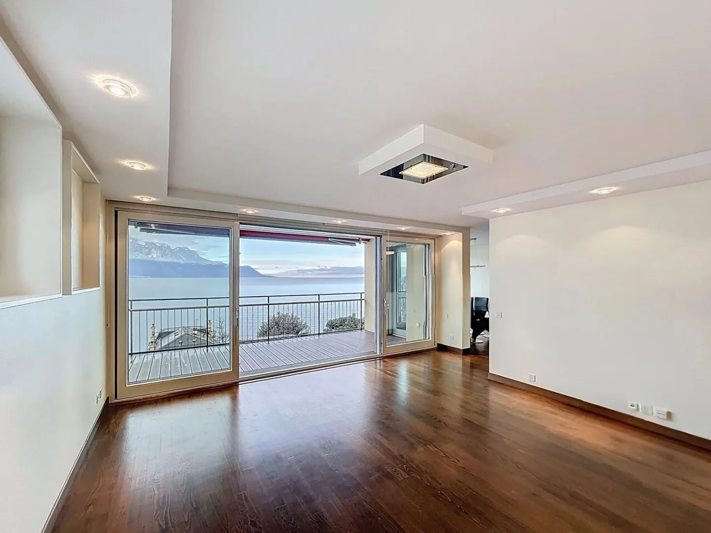 Wunderschöne Wohnung mit Seeblick - Foto 3 von 13