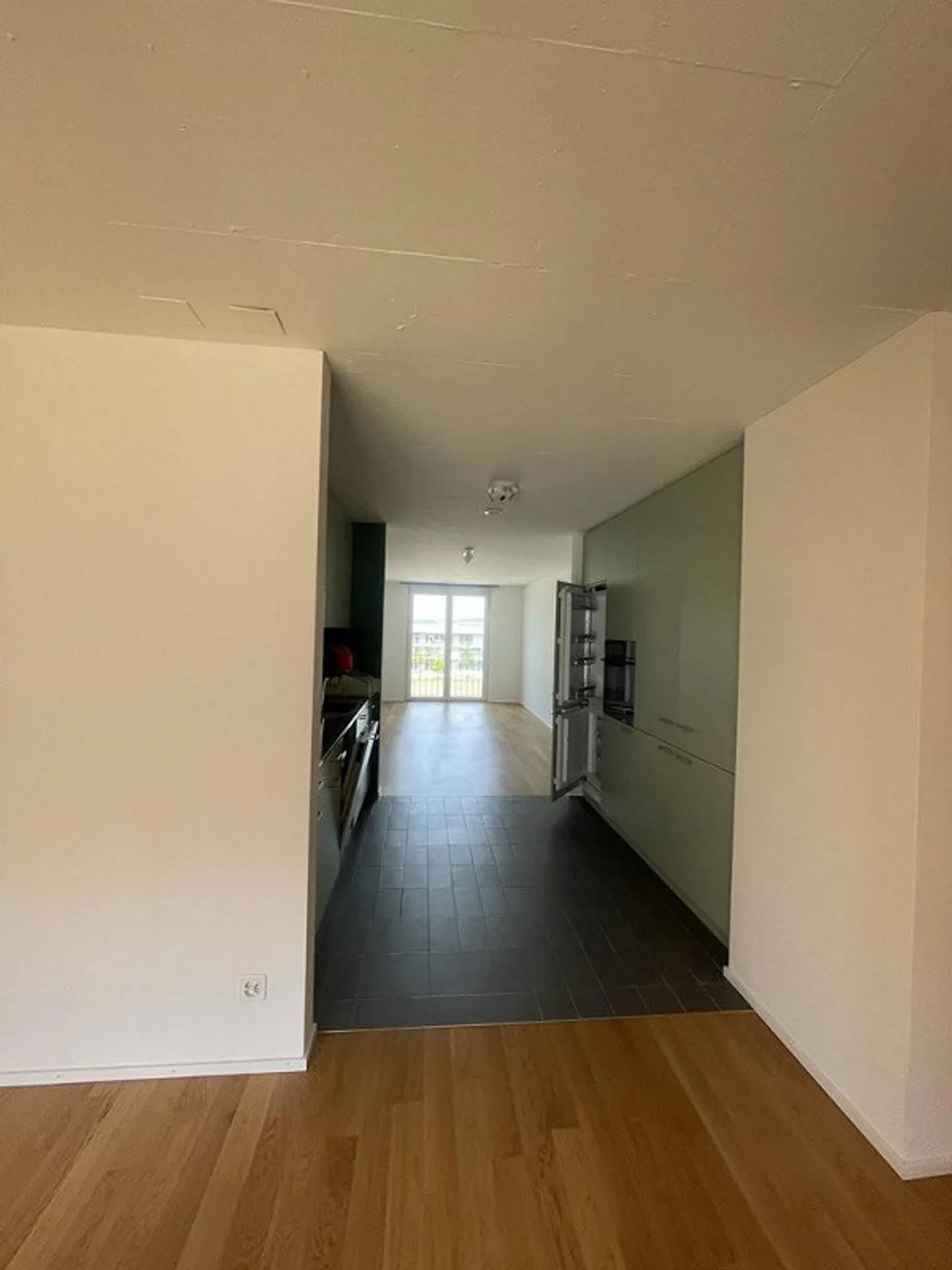 Moderne Wohnung in Neuhegi - Foto 3 di 8