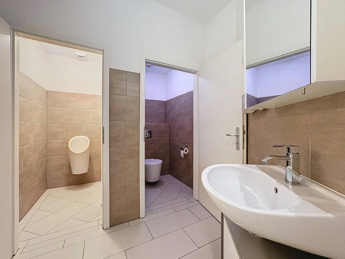 Loft contemporaneo di 300 m² con giardino privato nel centro di Montreux - Foto 10 di 11