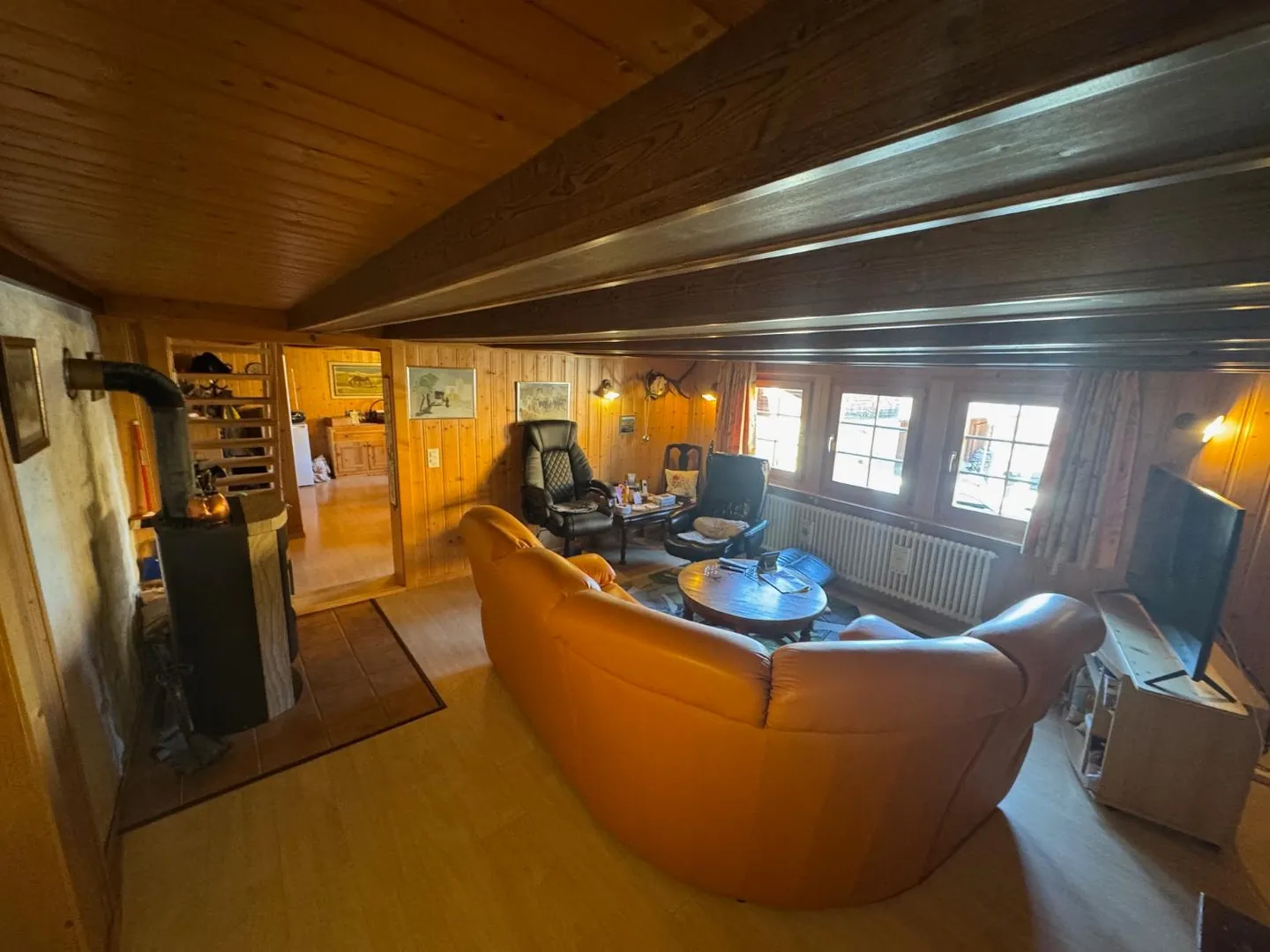 Chalet: Alpin Authentique, Entièrement Rénové - Photo 5 sur 10