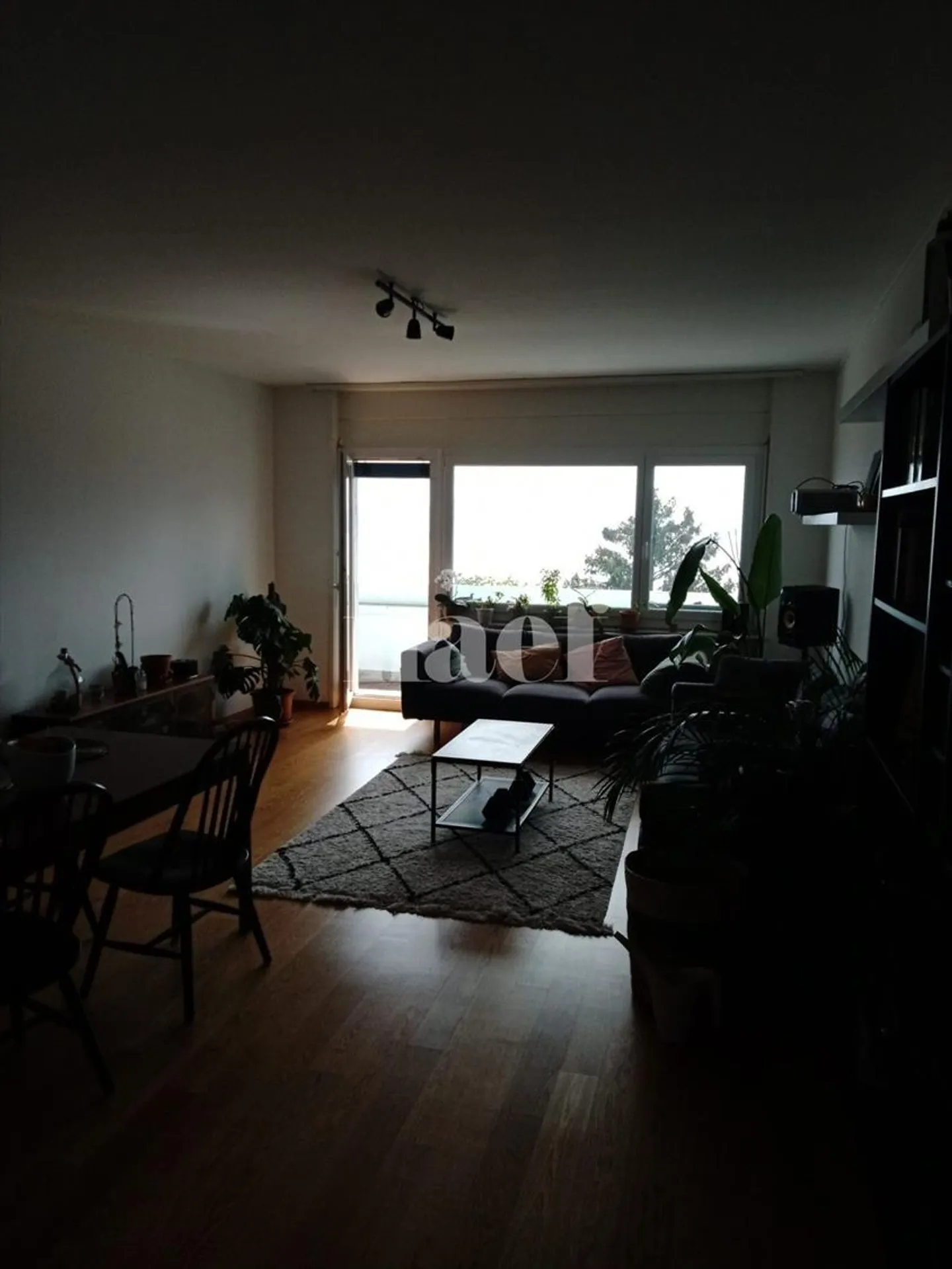 Bell'appartamento di 6,5 locali con vista sul lago nel quartiere di Pierrefleur - Foto 7 di 13