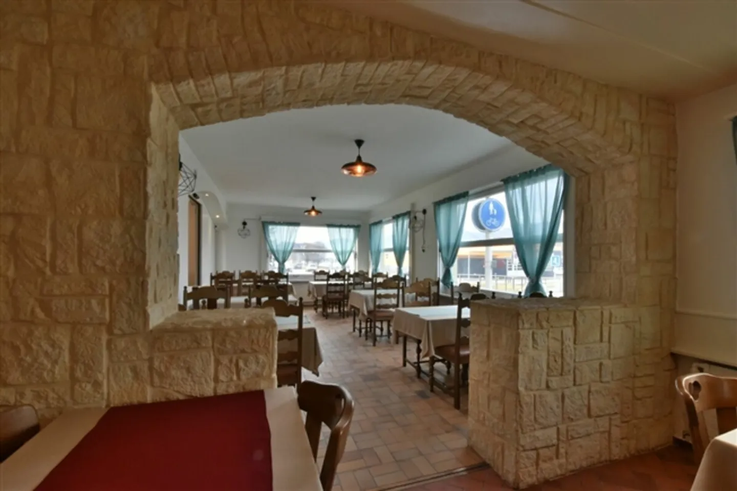 Restaurant in Prime Location! - Photo 6 of 20