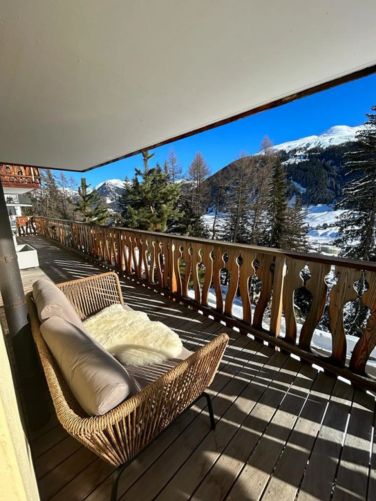 Summer Season Rental 2 1/2 Room Apartment - Photo 2 of 8