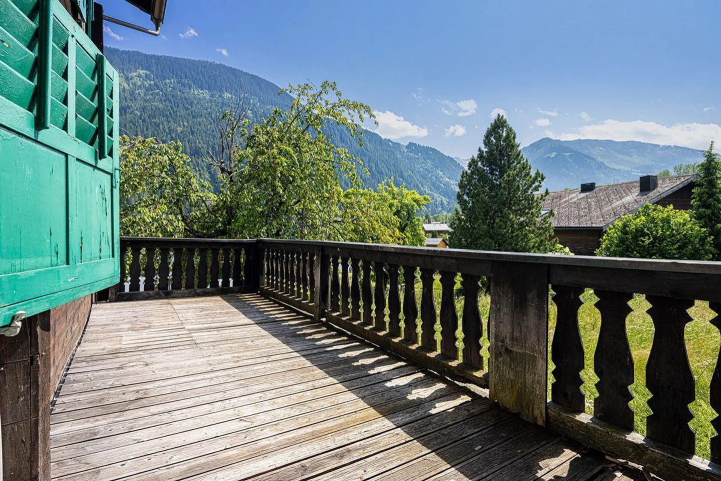 Bauland mit Altbestand und paradiesischem Ausblick ins Grüne sowie ... - Foto 7 von 13