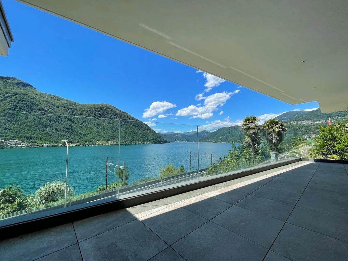 Wohnung mit Seeblick - 201 - Foto 1 von 11