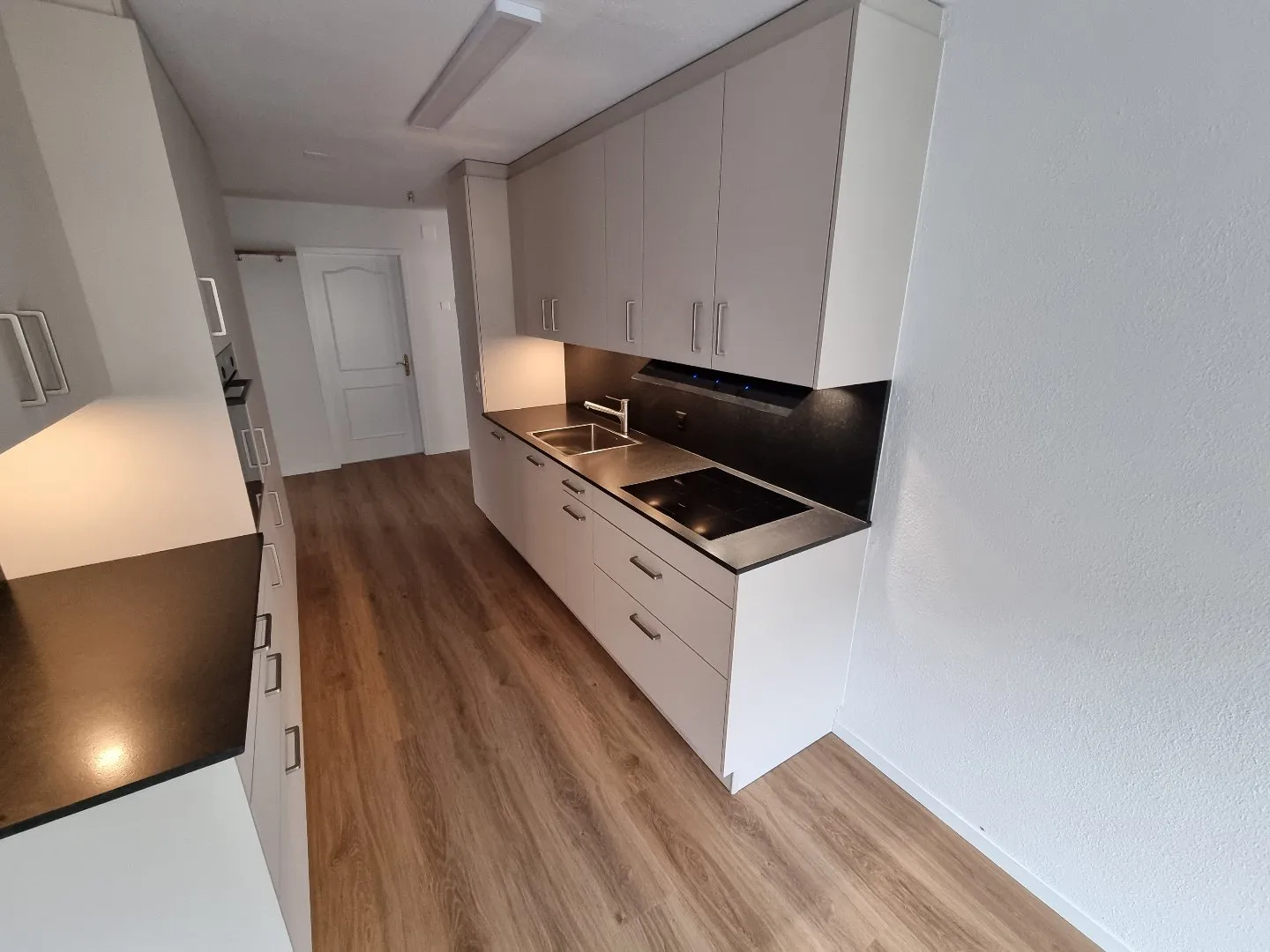 Apartment for rent - Photo 1 of 9